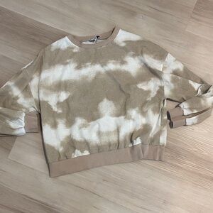 Urban Daizy sweatshirt Sz M